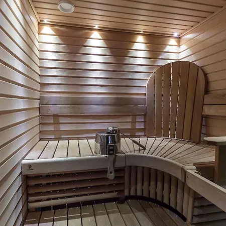 Pikkukarhu 7 Visit * Levi